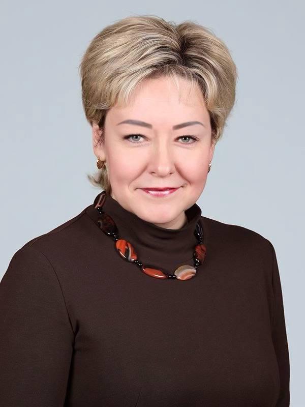Степанова Елена Леонидовна.